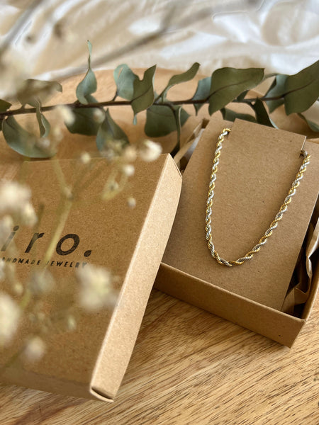 LUNA NECKLACE