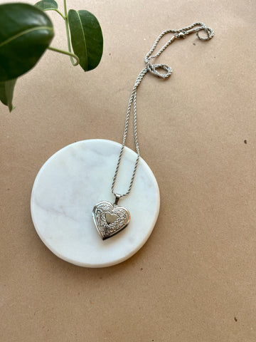 HUMMINGBIRD II SILVER NECKLACE