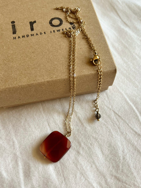 Spruce necklace