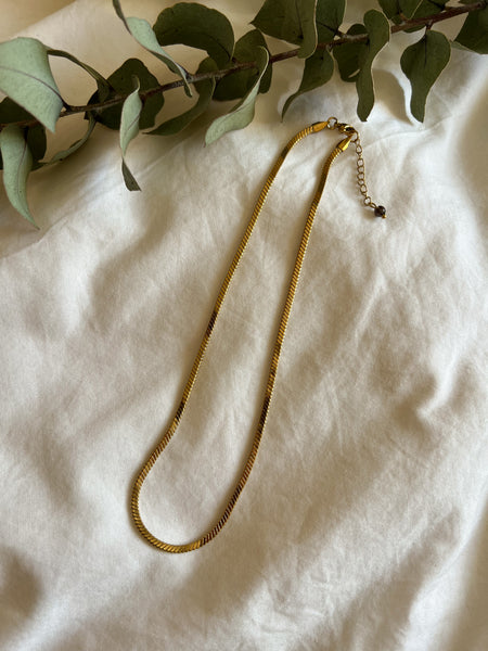 RORY NECKLACE
