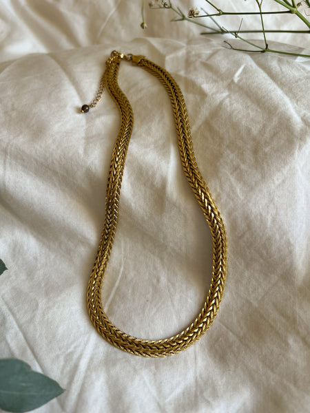 AVA NECKLACE