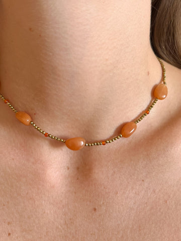 Banyan necklace