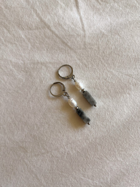 Carob earrings