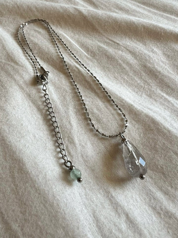 Magnolia necklace