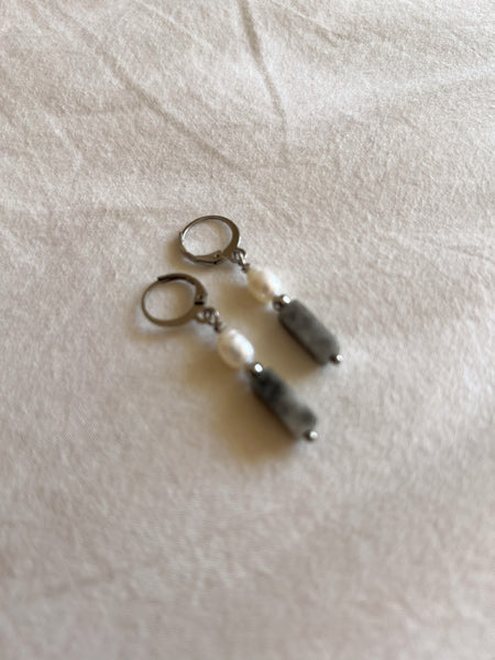 Carob earrings