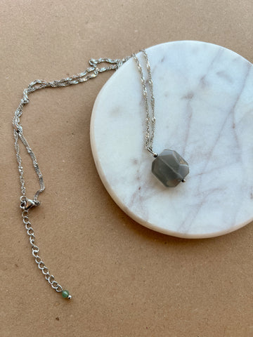 Ash necklace